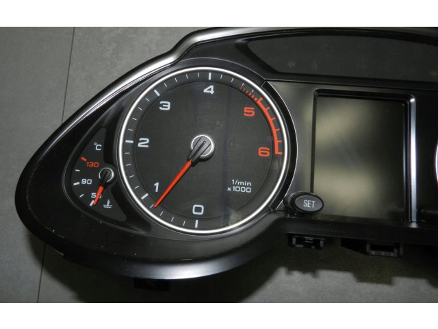 Панель приборов 8R0920932E   Audi Q5 SQ5       