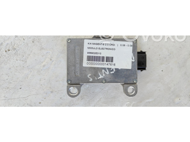 Блок управления 956902E310   KIA Magentis