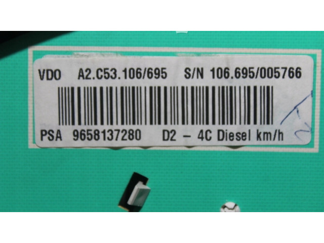 Přístrojová deska  Peugeot 407 2006 9658137280  