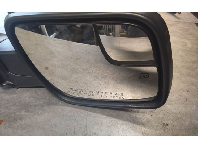 Vstřikovací lišta 2283780, E11026656   Ford Explorer     