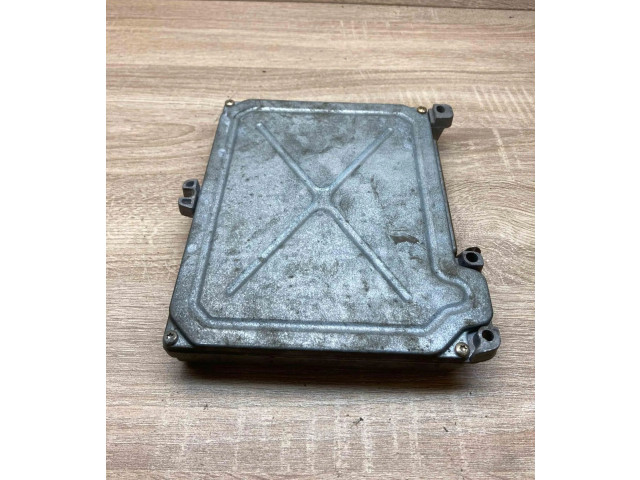 Řídící jednotka 7700864496   Renault Safrane 1992