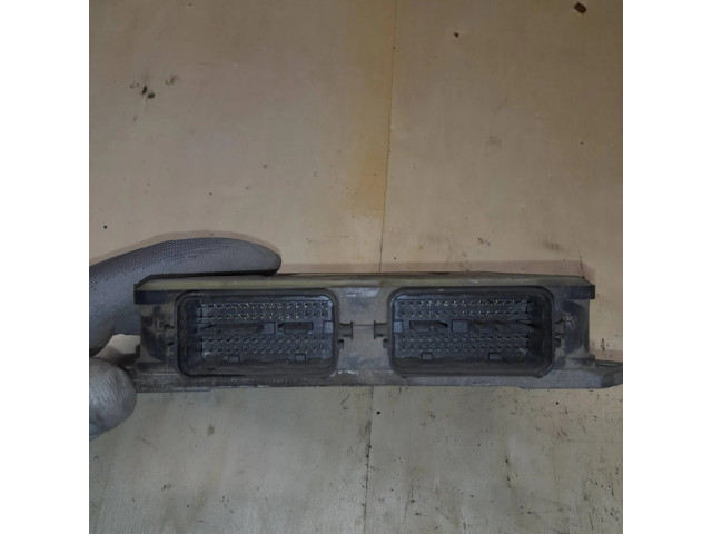 Řídící jednotka LFD718881C, E6T53975H1   Mazda 5 2007