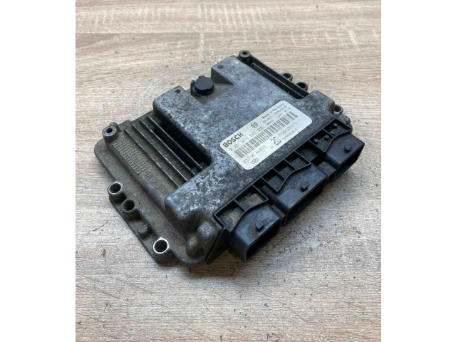 Řídící jednotka 8200305678, 0281011645   Nissan Primera 2000