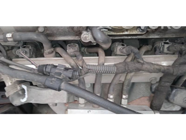 Топливная рампа 9125101, 9125118   Renault Laguna I  