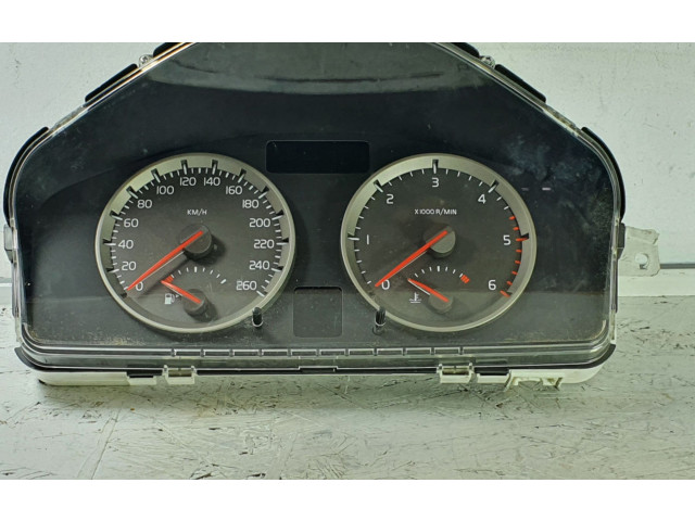 Přístrojová deska  Volvo V50 2005 30728645, 30710071  