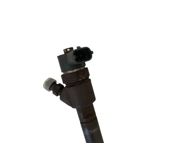 Vstřikovač 30777526, 0445110298   Volvo S40    D 5244 T8 