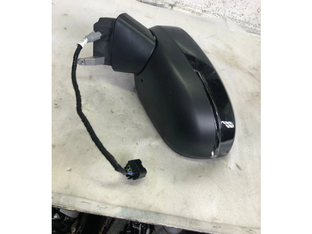 Zpětné zrcátko  Nissan Juke II F16 2023  E117688  