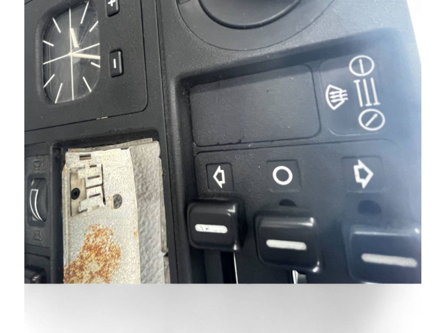 Блок управления климат-контролем 64111385878, 64111385872   BMW 3 E30