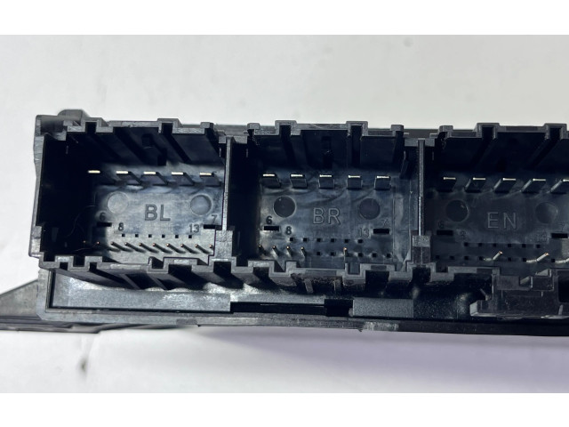 Блок комфорта 30659719   Volvo XC60   