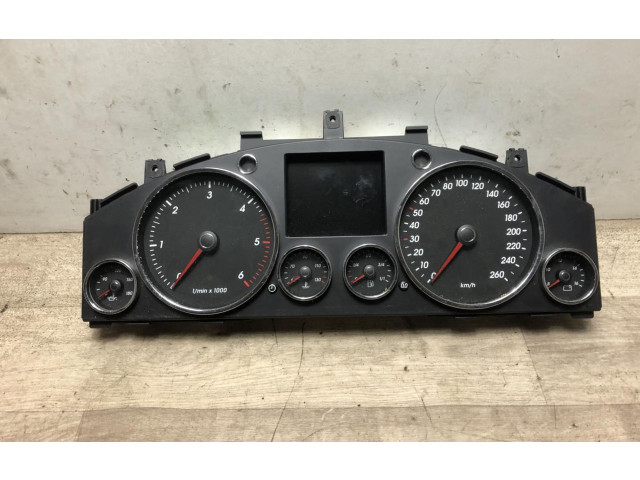 Панель приборов    Volkswagen Touareg I       