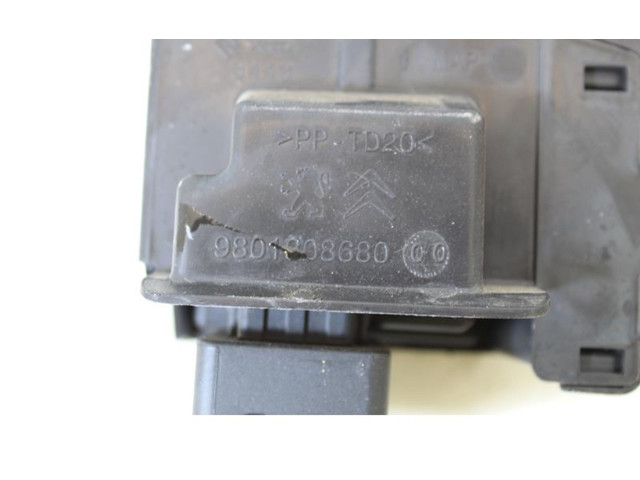 Řídící jednotka 9801808680   Peugeot 2008 I 2013