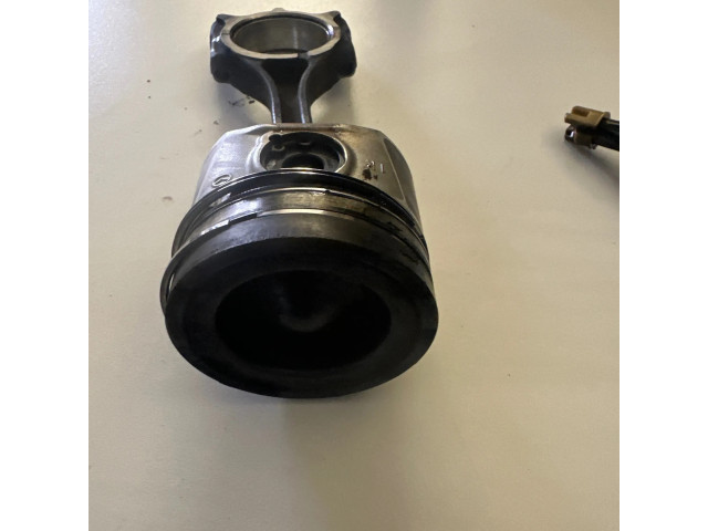 Píst 536E, DJ5FS   Mazda 2  pro naftový motor 1.5 DJ5FS 