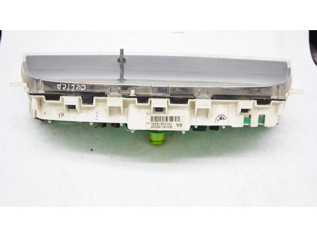 Přístrojová deska  Toyota Celica T180 1992 831002d020  