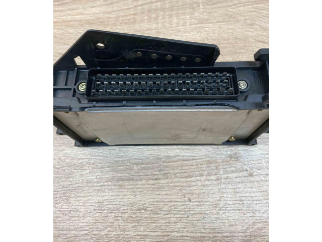Блок управления АБС 1H0907379D   Volkswagen PASSAT B4