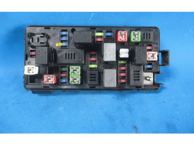 Блок предохранителей  95272093, 0126   Chevrolet Spark    