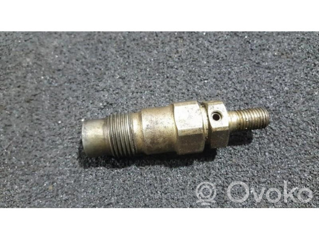 Форсунка 71B1361, 71-B1361    Nissan Sunny для дизельного двигателя  2