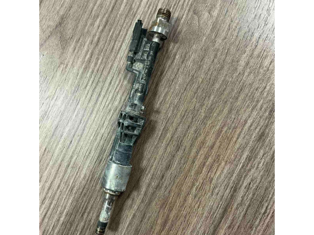 Vstřikovač 0261500109   BMW 5 F10 F11  pro benzínový motor 2.8  