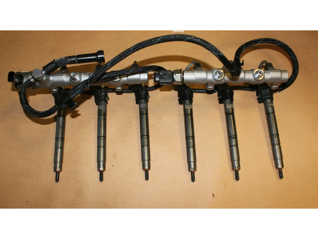 Vstřikovač 059130277DS, 0445117057   Audi A5 8T 8F  pro naftový motor 3.0  
