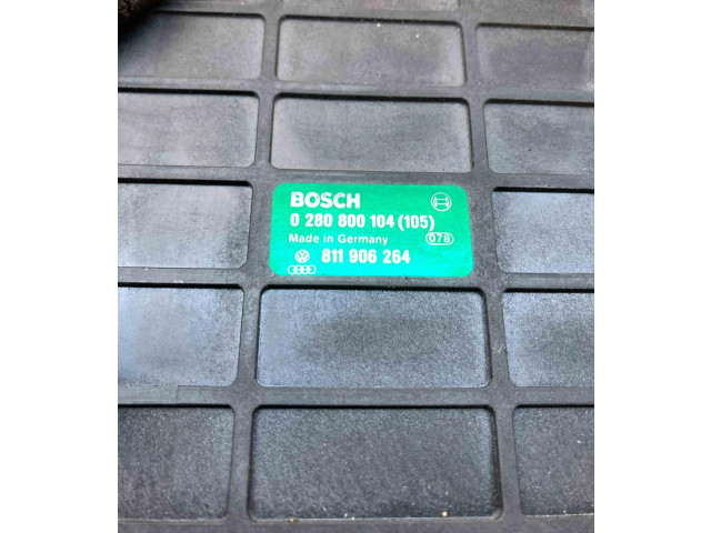 Řídící jednotka 811906264, 0280800104   Audi 80 90 B3 1986