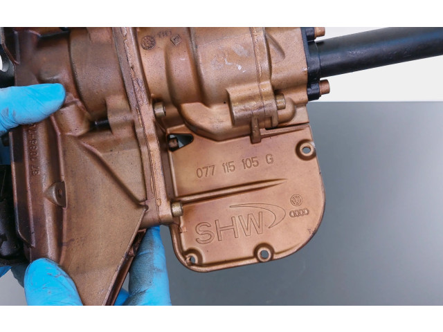 Масляный насос   077115105G  Volkswagen Touareg I 