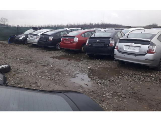 Vstřikovač 2325021020   Toyota Prius (XW20)     