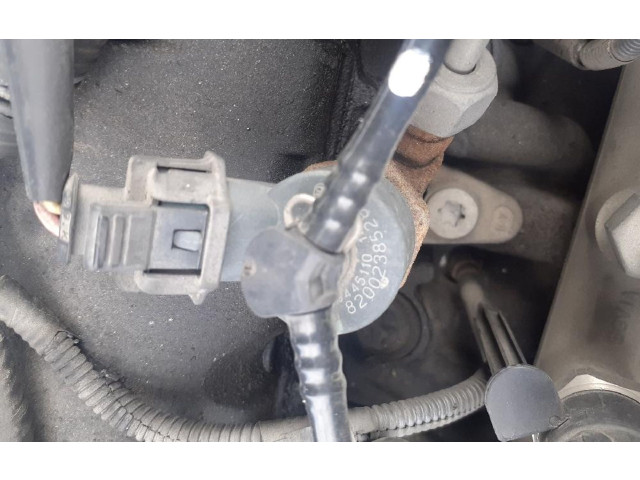 Vstřikovač 8200238528   Volvo S40, V40    D4192T3 