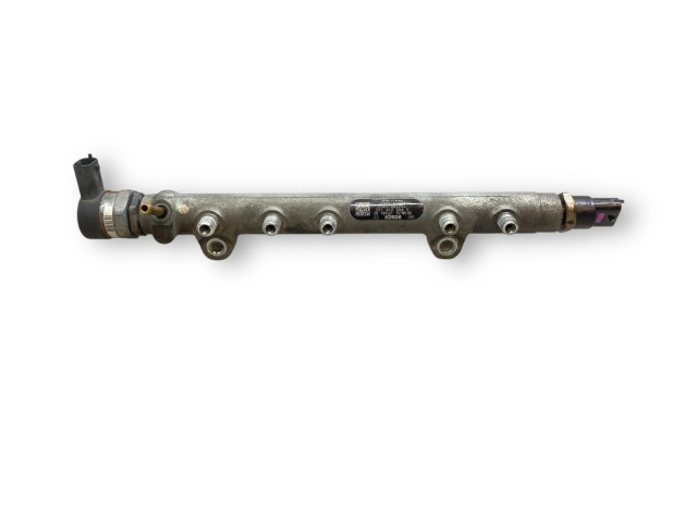 Vstřikovací lišta 0445214132   Toyota Corolla E120 E130    1ND-TV 