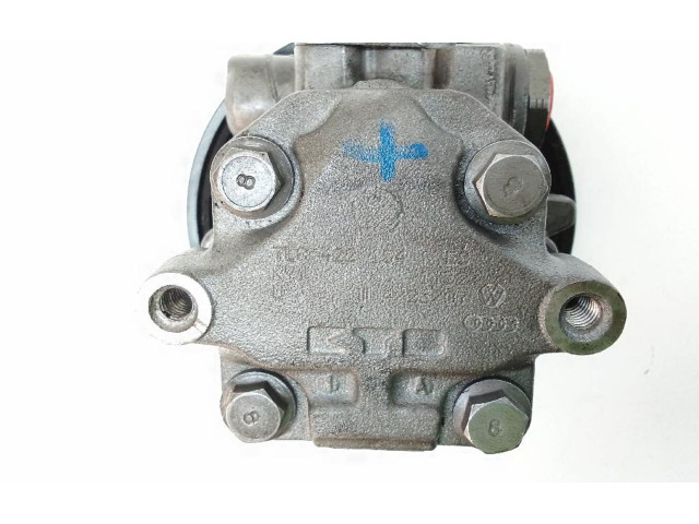 Насос усилителя руля 7L8422154   Volkswagen Touareg I       