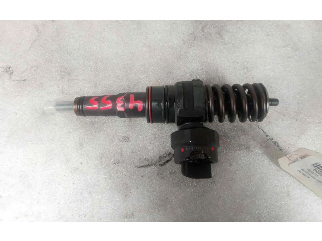 Vstřikovač 045130073F   Volkswagen Lupo     