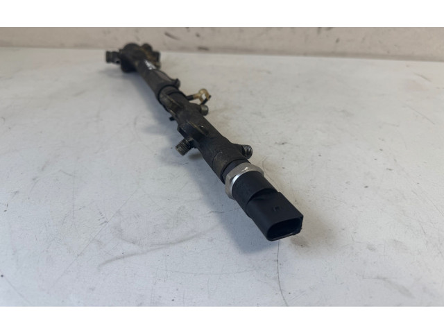 Vstřikovací lišta A6110700095, 0445214004   Mercedes-Benz E W210     
