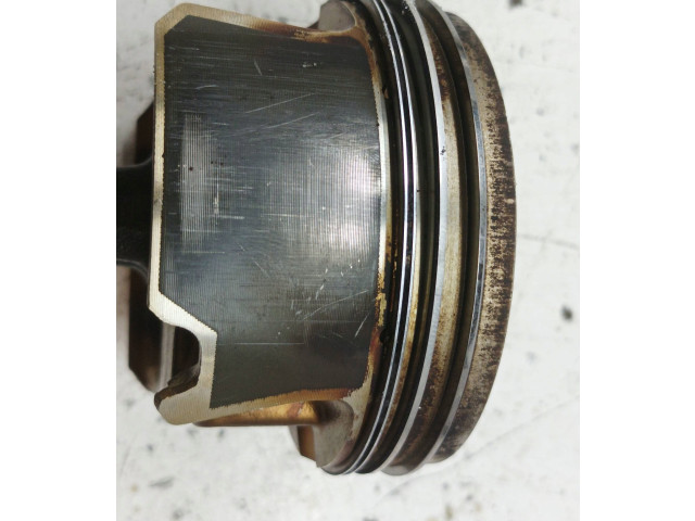  Поршень с шатуном  82L146, TFSI  Seat Leon (1P)  