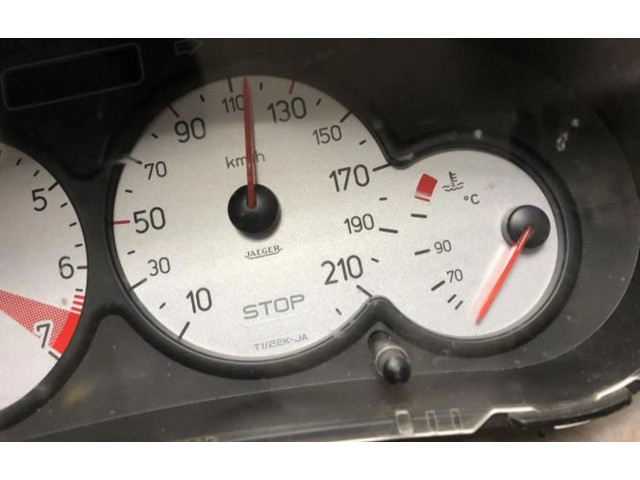 Přístrojová deska  Peugeot 206 2002 6106LL, 6106LL  