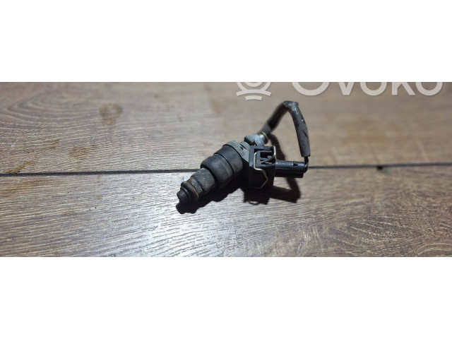 Vstřikovač 0000787423   Mercedes-Benz C W202     