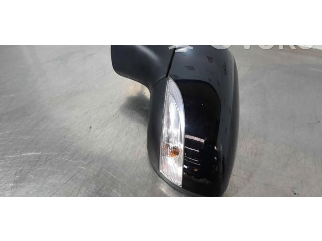 Zpětné zrcátko  Renault Captur 2015  SK400301  