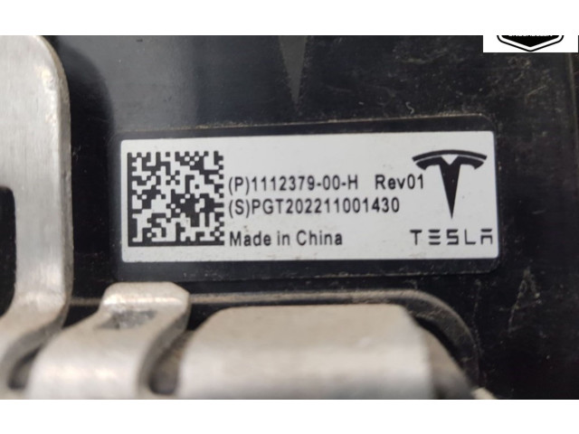 Блок предохранителей  111237900H, 111237900H   Tesla Model S    