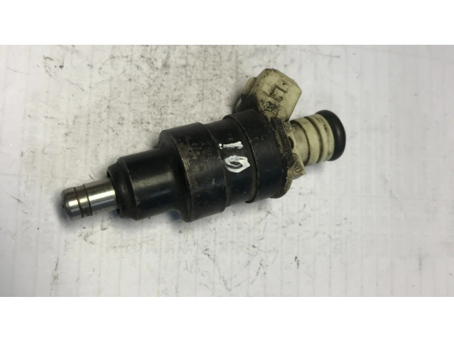 Vstřikovač 0280150208   BMW 3 E30  pro benzínový motor 0.0  