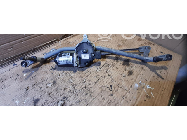 Моторчик дворников 9808465380    Toyota Proace
