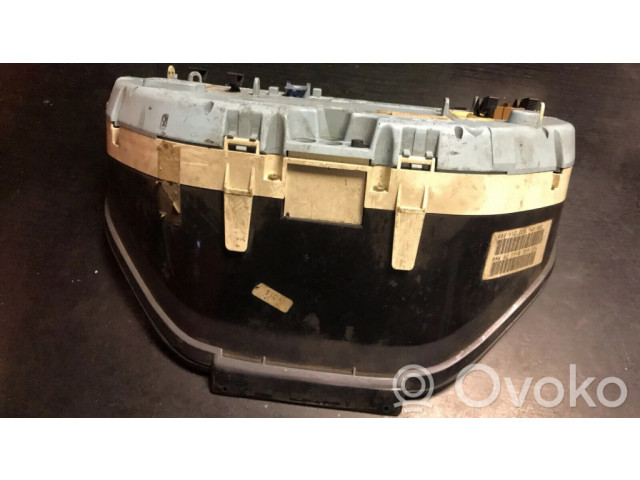 Přístrojová deska  BMW 5 E34 1988 62118359204  