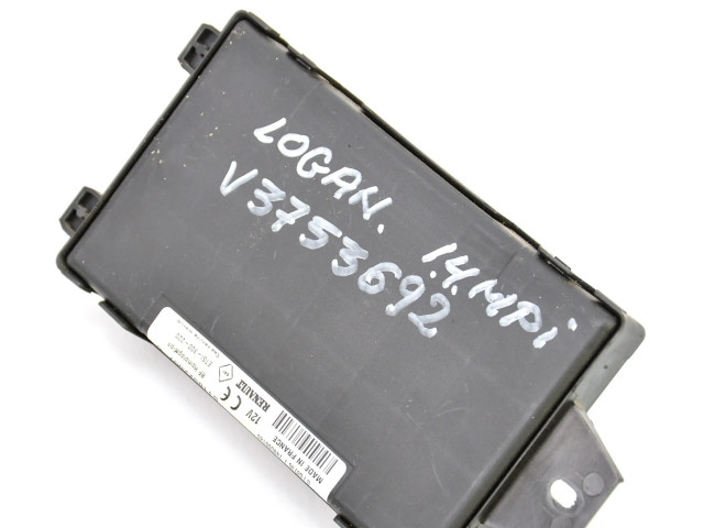 Комплект блоков управления 8200369625, 8200326380   Dacia Logan I