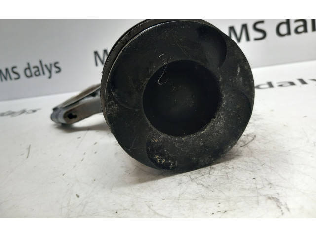 Píst A6110300320, A6130300117   Mercedes-Benz S W220     