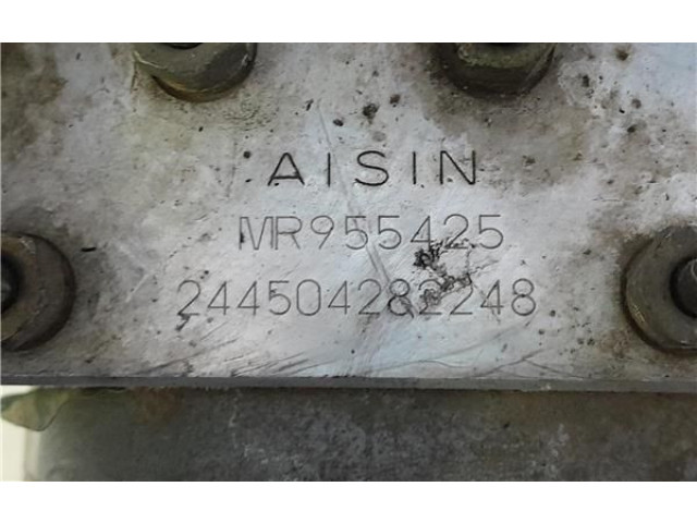 Блок АБС MR955425   Mitsubishi  Montero   -  года