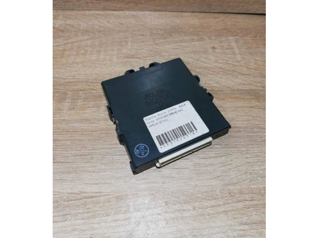 Блок комфорта 8961847021   Toyota Prius (XW20)   