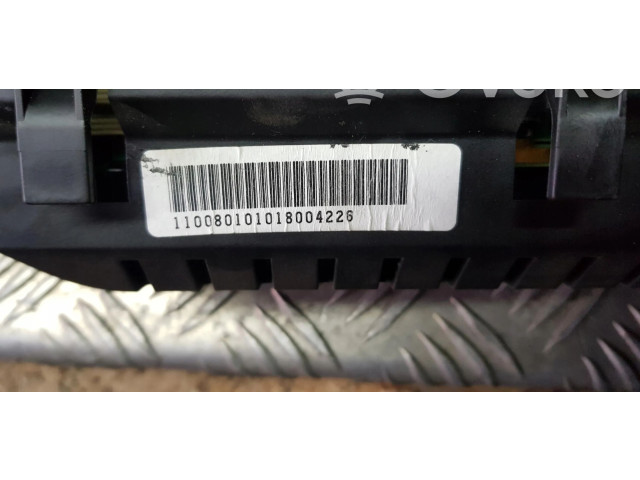 Панель приборов    Audi A8 S8 D3 4E       