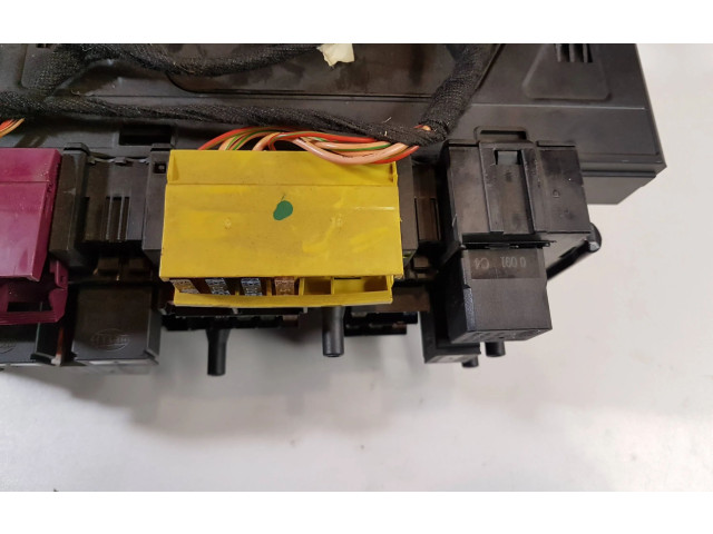 Блок предохранителей 2049005301, 5DK00922577   Mercedes-Benz GLK (X204)    