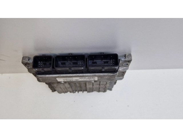 Řídící jednotka 237104833R, S180153110A   Renault Megane III 2009