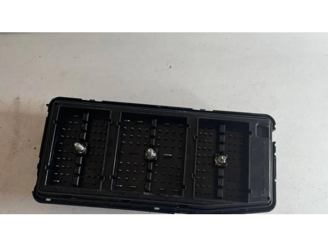   Pojistková skříňka 94580644, 96821093   Chevrolet Captiva 2007