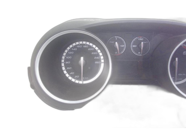 Přístrojová deska  Alfa Romeo Giulietta 2011 50521957, 50516478  