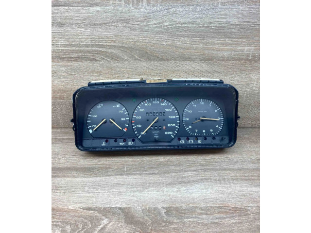 Přístrojová deska  Volkswagen PASSAT B3 1988 357919059AC, 81117657  