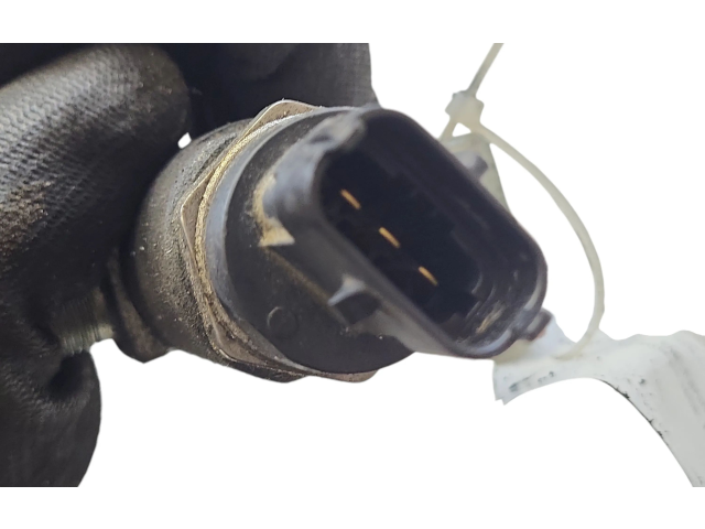 Vstřikovací lišta 0445214174, 048343   Opel Antara     