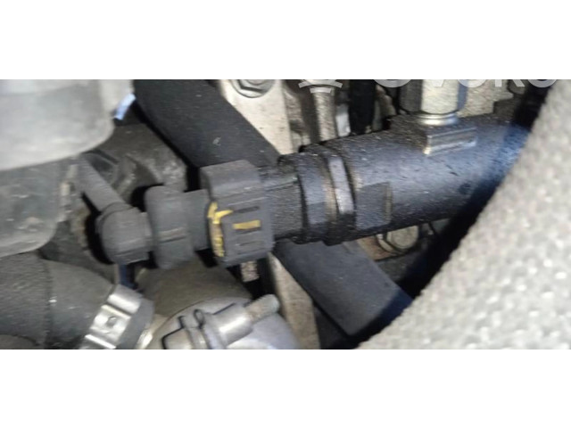 Топливная рампа 0445214095, 55197370   Fiat Croma  